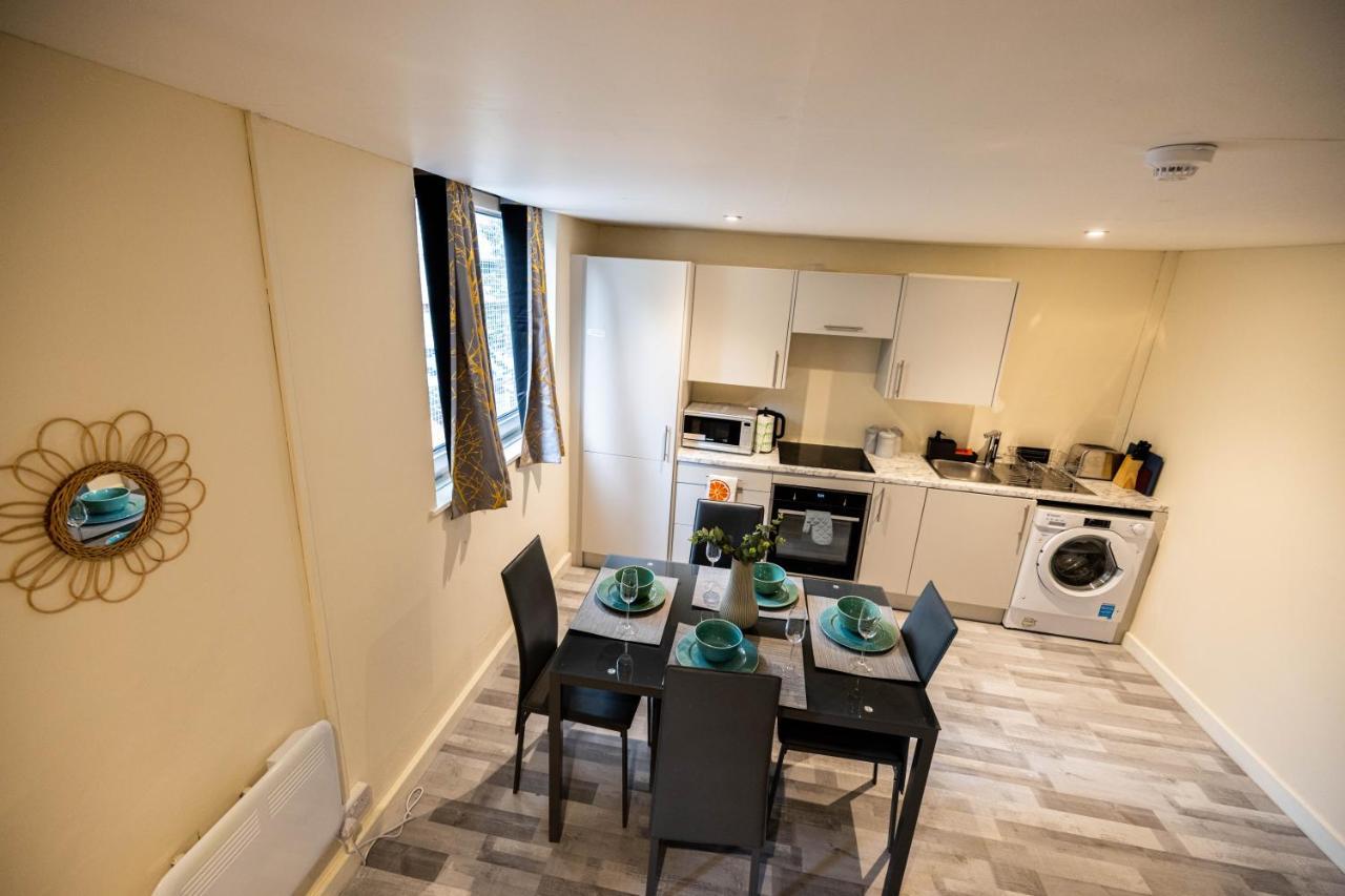 Appartamento 3 Bedrooms-8guests-babycot-15mintopepys-freeparkg *